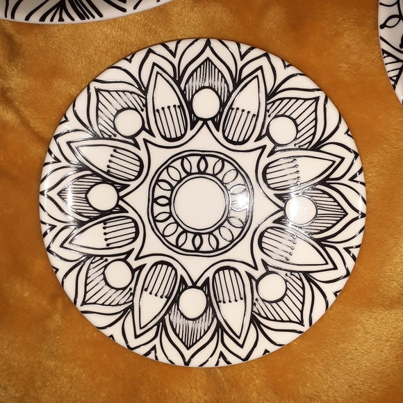 Cypress Home Mandala Platter and Dessert Plates - Picture 5 of 7